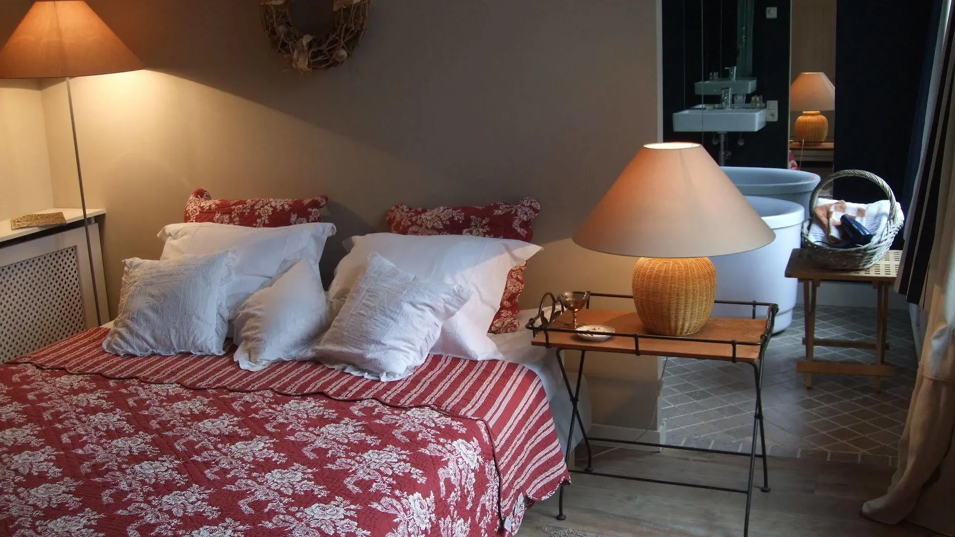 B&B De Koning Van Spanje Antwerp 4*,